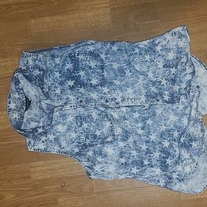 Rock & Republic patriotic chambray top 1x